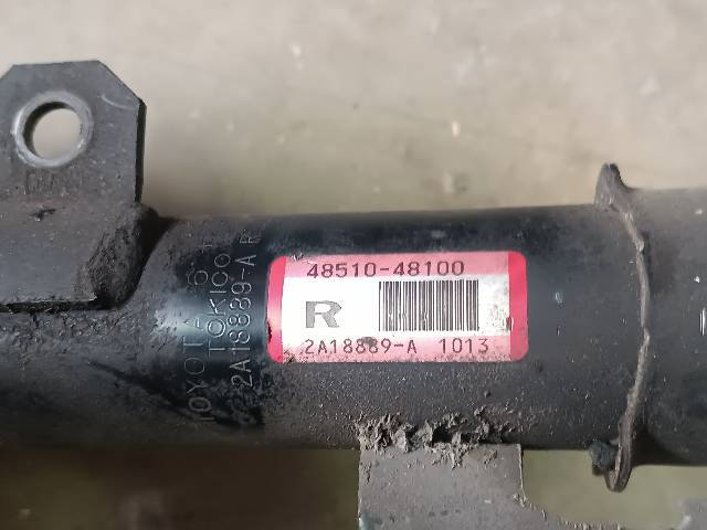 4851048100 TOYOTA Амортизатор передний правый купить в Сумы