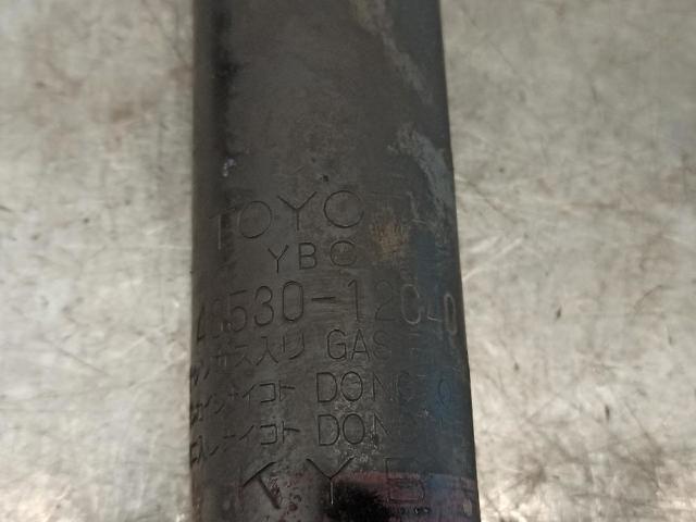 TOYOTA 4853012C40 Амортизатор задний правый в наличии Николаев