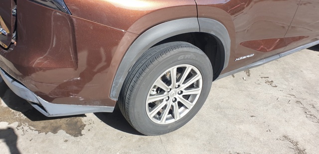 Amortecedor traseiro esquerdo para Toyota RAV 4 IV 2.2 D 4WD (ALA49) 1AD 4853078020