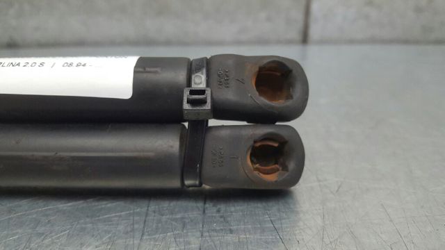 4854717 GM Амортизатор капота купить в Ирпень