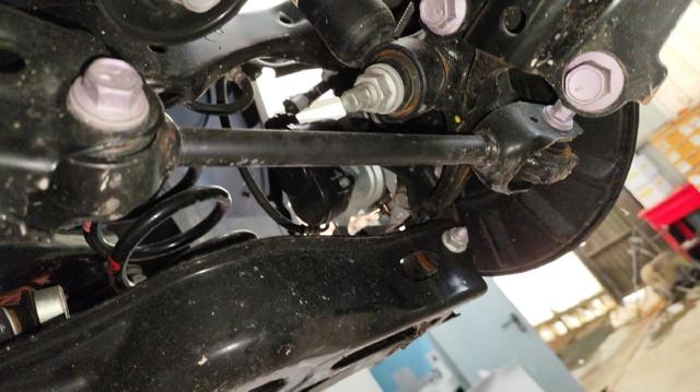 4871042040 TOYOTA Рычаг задней подвески нижний левый/правый купить в Житомир