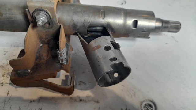 488100057R RENAULT Вал рулевой колонки купить в Тернополь