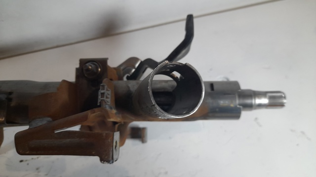 488100057R RENAULT Вал рулевой колонки нижний купить в Украина