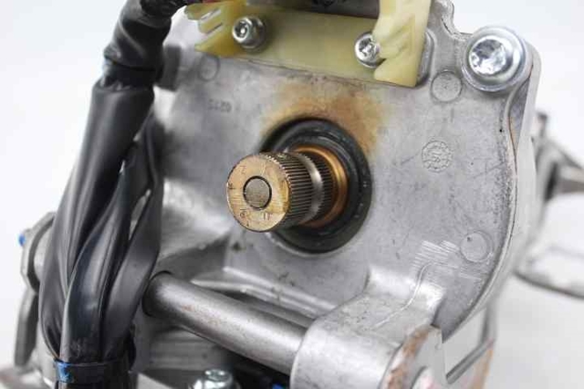 488104646R RENAULT Рулевая колонка купить в Чернигов
