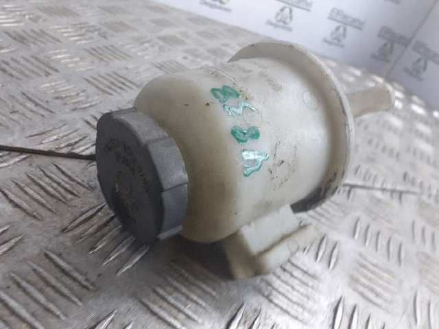 Tanque de bomba da Direção hidrâulica assistida 49180EA000 NISSAN