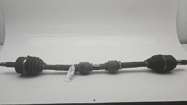 495001D700 Правая полуось купить Киев
