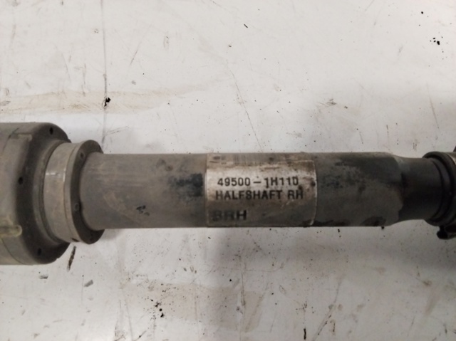 495001H110 HYUNDAI Правая полуось купить в Житомир