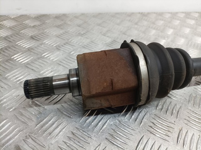 495001H211 HYUNDAI Правая полуось купить в Чернигов