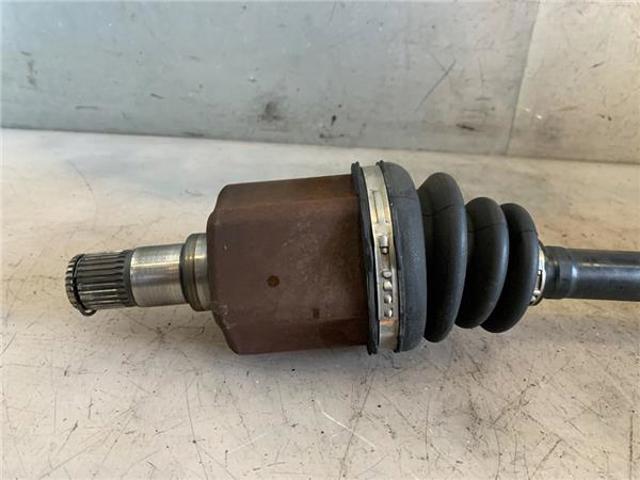 495011H310 HYUNDAI Левая полуось купить в Ирпень