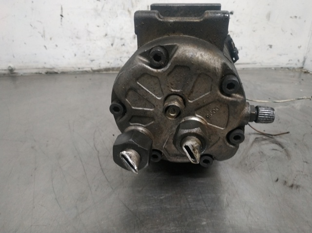 VAG 4A0260805C Компрессор кондиционера в наличии Каменское