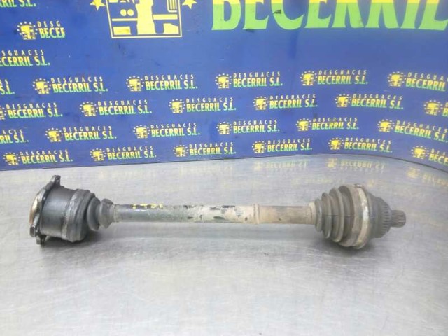 VAG 4A0407272DF Полуось (привод) передняя левая в наличии Украина