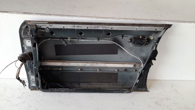 4A0831052A VAG Дверь передняя правая купить в Чернигов