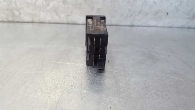 VAG 4A0941509A Кнопка аварийки в наличии Чернигов