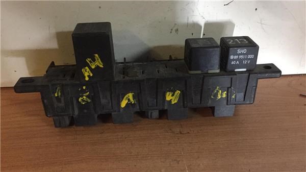 4A0941822 Блок предохранителей купить Ужгород