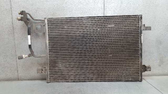 Condensador de ar condicionado / radiador para Audi A6 2.4 AGA 4B0260401F
