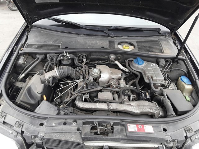 Aquecimento do radiador / Ar condicionado para Audi A6 2.4 Alwarnasm 4B0260401F