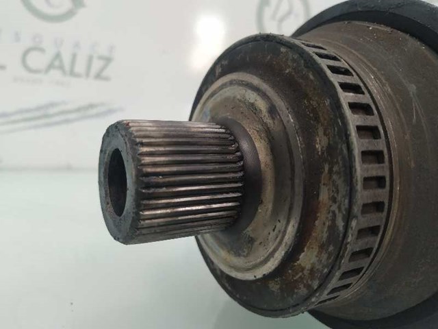 4B0407271AP VAG Левая полуось купить в Чернигов