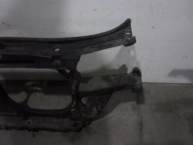 VAG 4B0805588 Рамка радиатора в наличии Черкассы