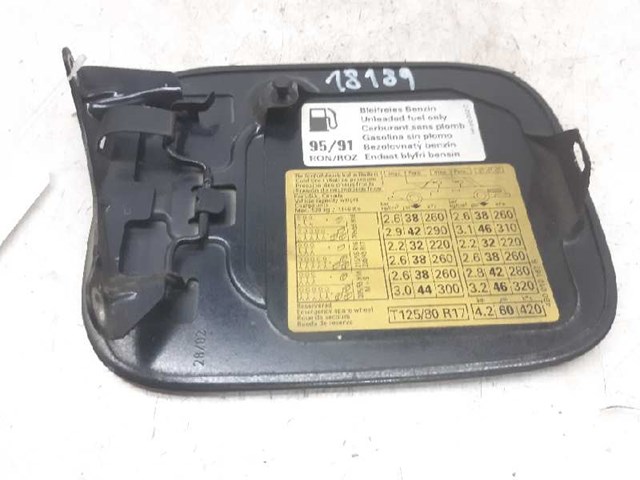 VAG 4B0809905A Лючок бензобака в наличии Днепр