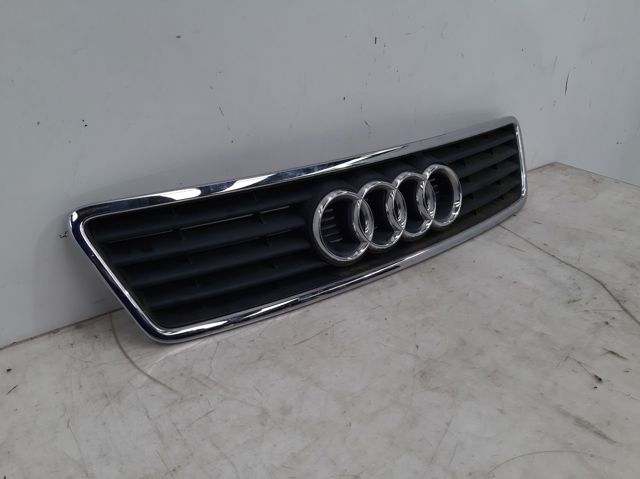 Grelha do radiador Audi A6 4B2, 4B4