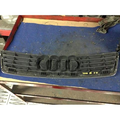 VAG 4B0853651A3FZ Решетка радиатора в наличии Чернигов