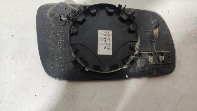 Elemento espelhado do espelho de retrovisão esquerdo 4B0857535B VAG