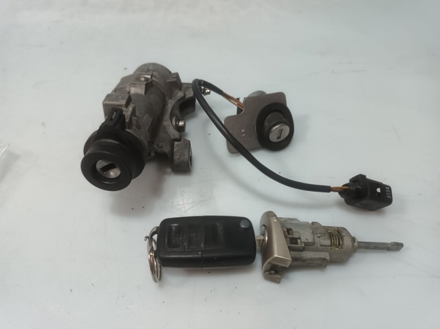 VAG 4B0905851P Замок зажигания в наличии Ужгород