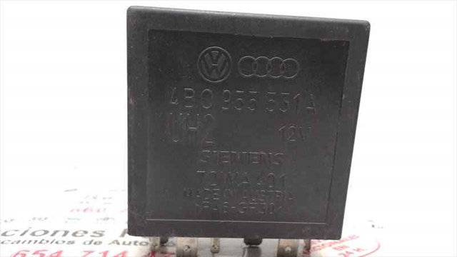 Relés / fusíveis caixa para volkswagen golf iv 1.8 t aum 4B0955531A