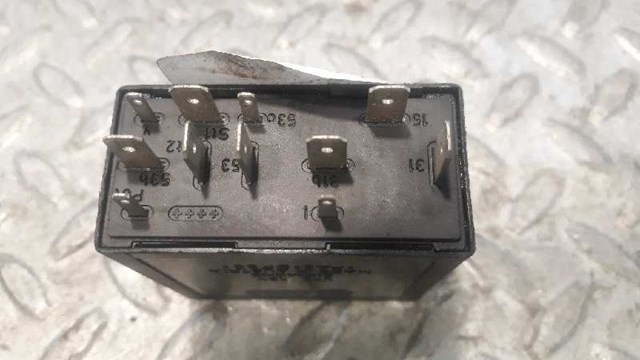 VAG 4B0955531D Реле дворников в наличии Кривой Рог