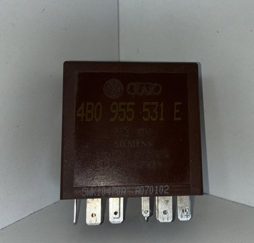 4B0955531E Реле дворников купить Ужгород