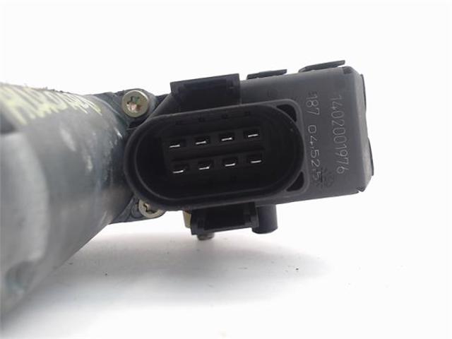 4B0959801E VAG Мотор стеклоподъемника двери передней левой купить в Каменское