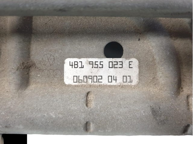 Trapézio de limpador pára-brisas 4B1955023 VAG/Audi