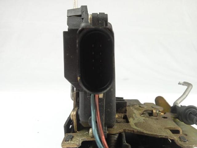 VAG 4B2837015G Замок двери передней левой в наличии Черкассы