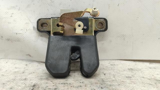 Fecho de tampa de porta-malas (de 3ª/5ª porta traseira) Audi A6 4B2, 4B4