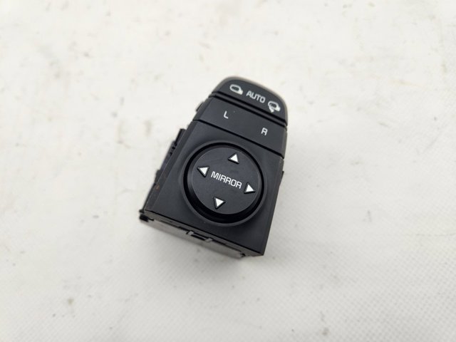 HYUNDAI 4C74801000 в наличии Харьков