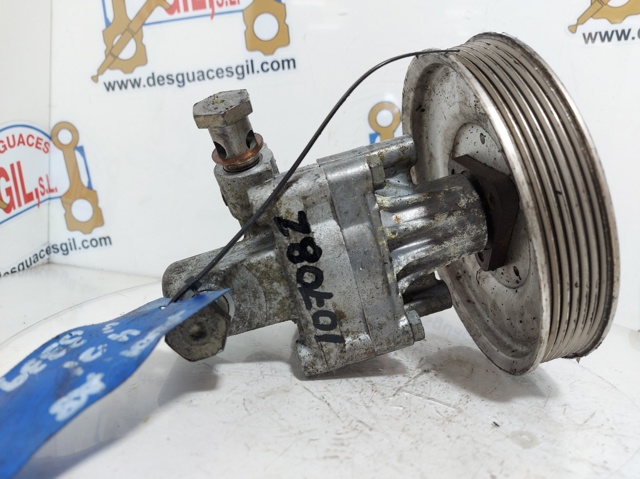 Bomba da Direção hidrâulica assistida 4D0145155K VAG