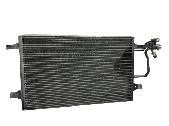 Condensador / radiador de ar condicionado para audi a8 4.2 quattro agf 4D0260401A