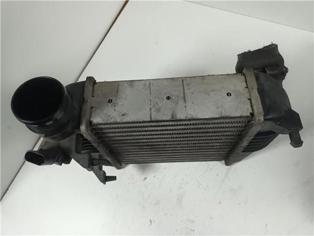 4F0145805AC VAG Радиатор интеркуллера купить в Хмельницкий