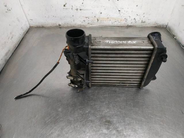 Radiador de intercooler 4F0145805E VAG