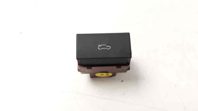 VAG 4F0959831 в наличии Львов