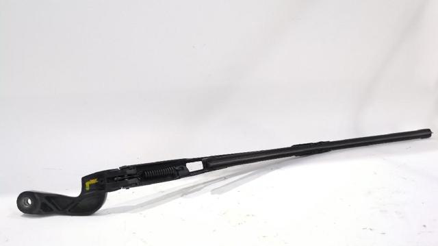 4F1955407B VAG Поводок стеклоочистителя купить в Черкассы