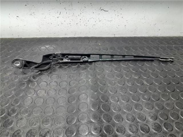 VAG 4F1955409 Поводок стеклоочистителя в наличии Одесса
