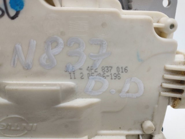 VAG 4F2837016 Замок передней правой двери в наличии Павлоград