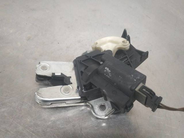 Fecho de tampa de porta-malas (de 3ª/5ª porta traseira) 4F5827505D VAG