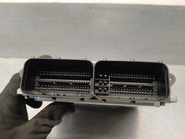 VAG 4G0907401Q Блок управления двигателем в наличии Черкассы