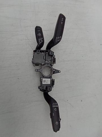Comutador instalado na coluna da direção, montado Audi A4 8W2, 8WC