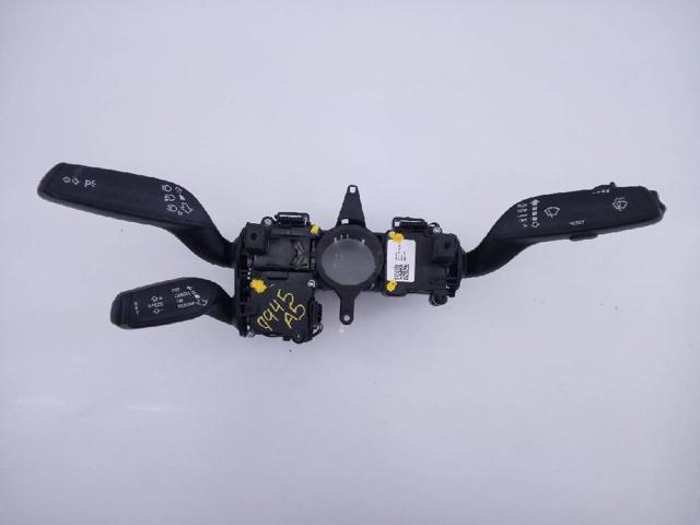 Comutador instalado na coluna da direção, montado Audi A4 8W2, 8WC