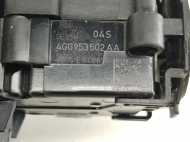 Comutador instalado na coluna da direção, montado Audi A4 8W2, 8WC