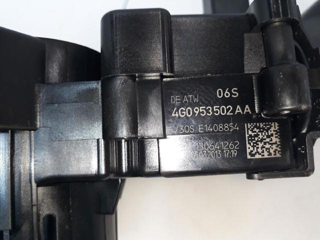 Comutador instalado na coluna da direção, montado Audi A4 8W2, 8WC