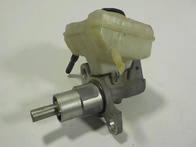 Cilindro mestre do freio Audi A6 4G2, 4GC